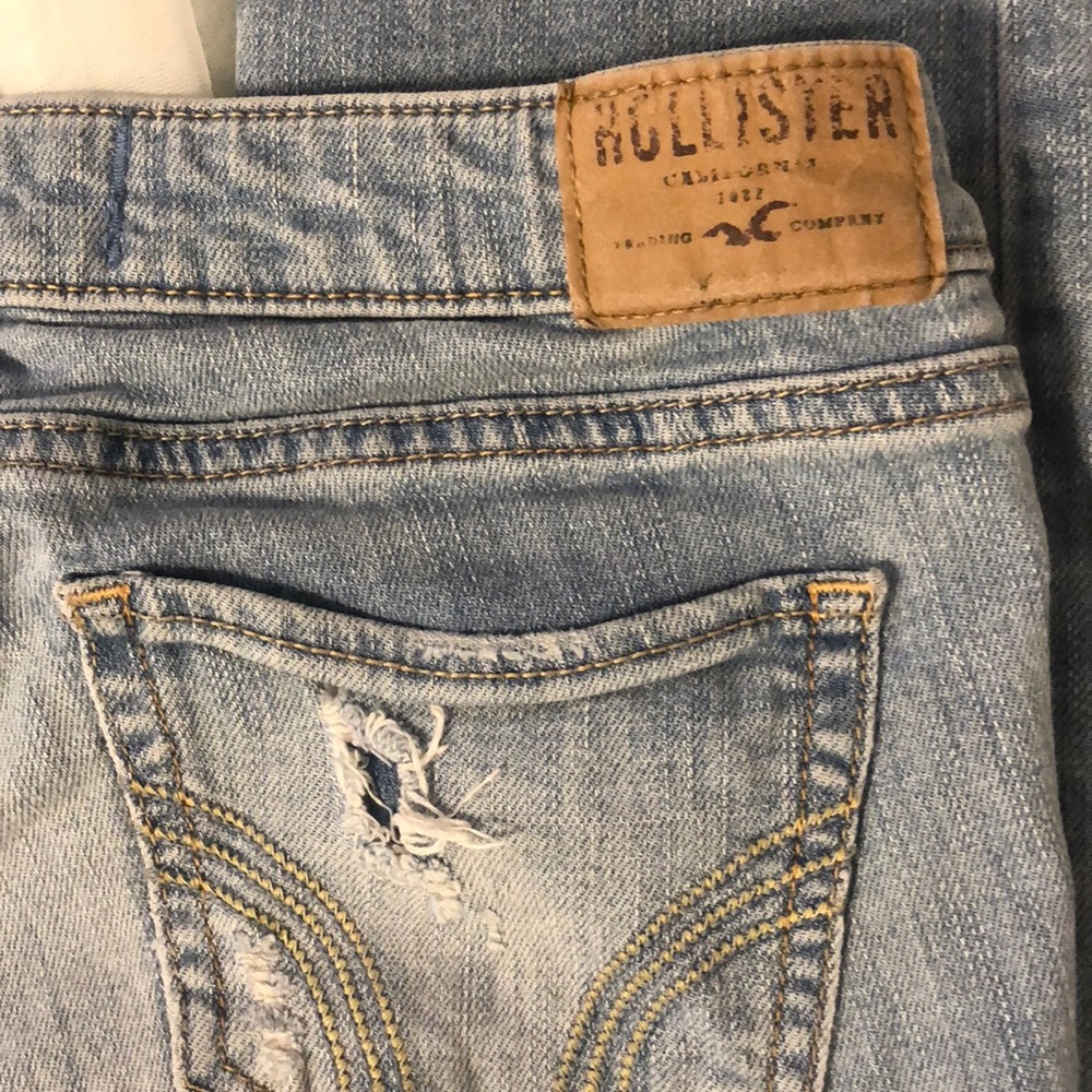 Washed Ripped Jeans - Picture 5 of 5